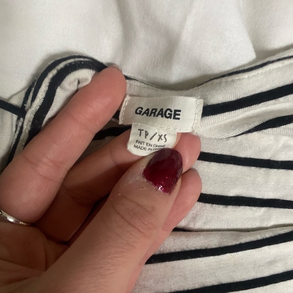 🤍5/40 stretchy garage tank - Picture 2 of 2